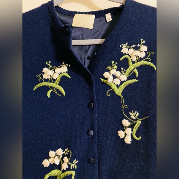 Doen Heirloom Cardigan, Medium, VGUC - Picture 3 of 10